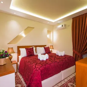 https://vila-tako-hotel.albaniahotels.org