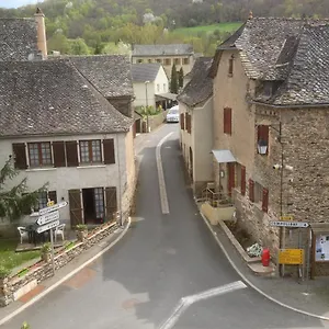 Portail Haut Отель типа 